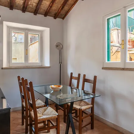 Apartment Crociferi 15 - Fromhometorome *