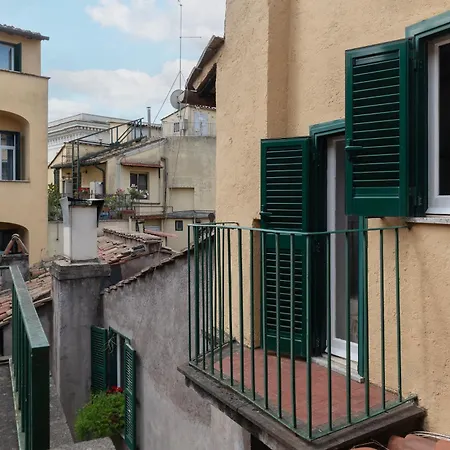 Apartamento Crociferi 15 - Fromhometorome
