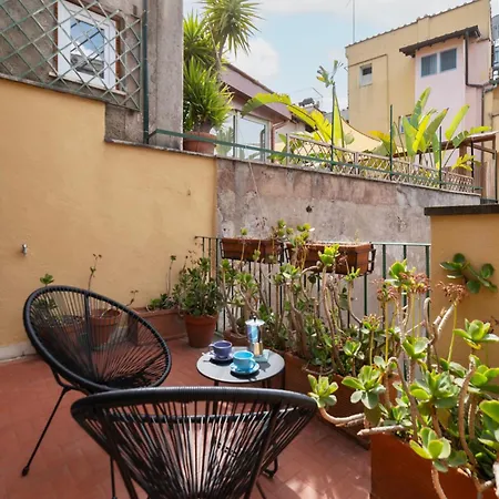 Crociferi 15 - Fromhometorome Apartamento Roma