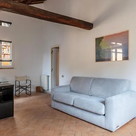 Crociferi 15 - Fromhometorome * Rome